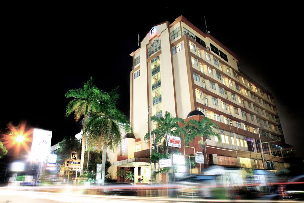 Hotel Bintang Wisata Mandiri Jakarta Kültér fotó